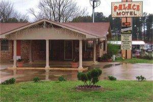 Palace Motel property photo