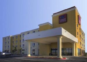Comfort Suites Hobbs property photo