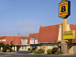 Super 8 Eureka property photo