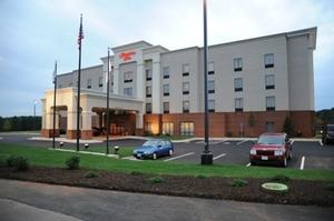 Hampton Inn Smith Mountain LakeGretna property photo