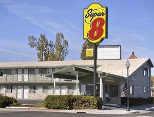 Super 8 Alturas property photo