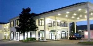 AmazInn and Suites Branson property photo