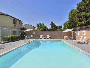 Paso Robles Travelodge property photo