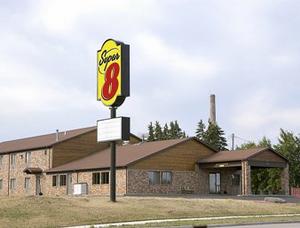 Super 8 Ashland property photo