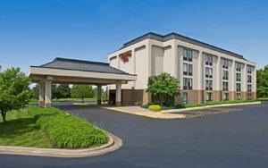 Hampton Inn Kansas CityAirport property photo