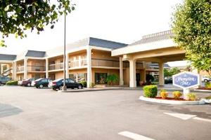 Hampton Inn Cleveland property photo