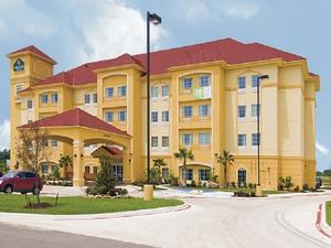 La Quinta Inn & Suites Mt Pleasant property photo