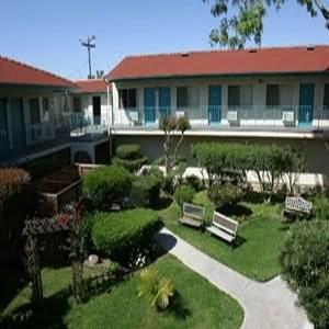 California Suites Hotel property photo