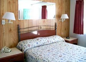 Stagecoach Motel property photo