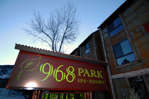 968 Park Hotel property photo