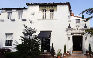 Cypress Inn property information