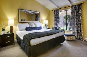 Sea Breeze Lodge property photo