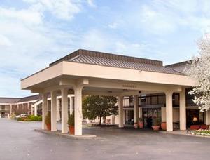 Baymont Inn and Suites Murfreesboro property photo