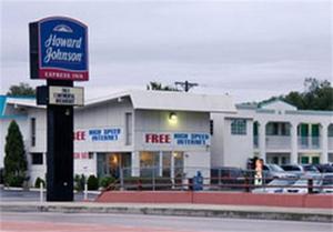 Howard Johnson Express Inn - Colorado Springs property photo