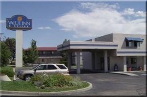 Airport Value Inn and Suites property photo