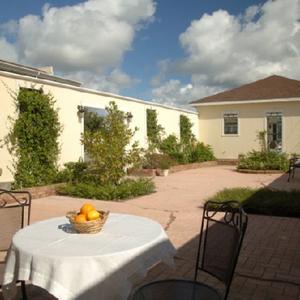 Edgewater Inn property photo