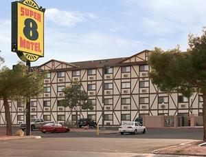 Super 8 Las Vegas Boulder Highway property photo
