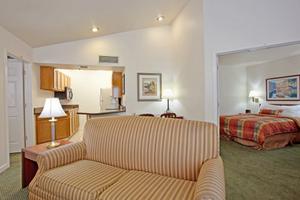 Staybridge Suites TORRANCE/REDONDO BEACH property photo