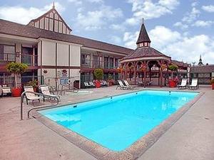 Anaheim Camelot Inn and Suites property photo