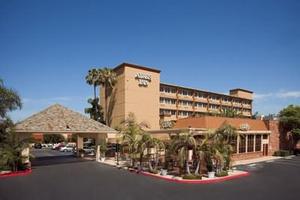 Ayres Inn Orange property photo