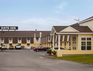 Days Inn South Portland Airport property photo