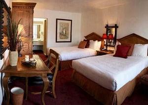 Clarion Hotel Scottsdale property photo