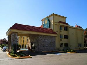 La Quinta Inn Everett property photo