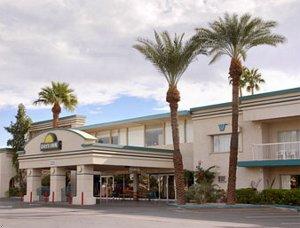 Days Inn Phoenix Airport property photo