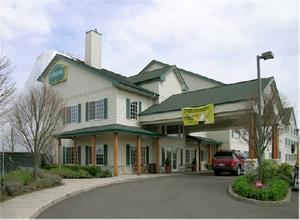 La Quinta Inn & Suites Eugene property photo