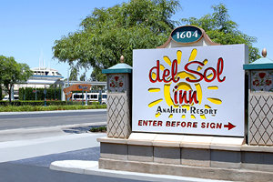 Del Sol Inn property photo