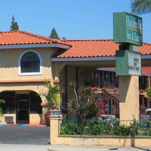 Anaheim Hacienda Inn & Suites Disneyland property photo