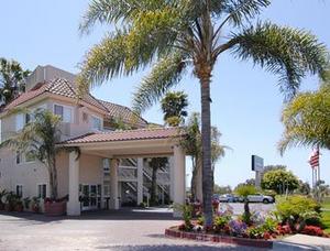 Howard Johnson San Diego Encinitas property photo