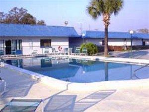 Howard Johnson Inn - Haines City, Florida property photo