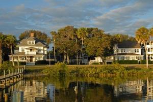 Night Swan Intracostal Bed and property photo