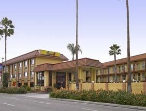 Super 8 Anaheim/Disneyland Drive property photo